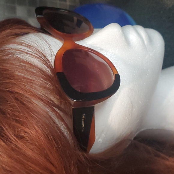 Burberry Accessories - 🤎Burberry Authentic Sunglasses